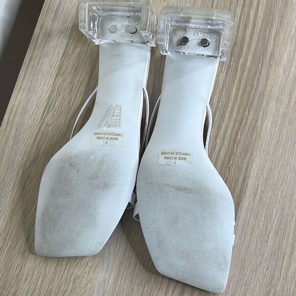 Jeffrey Campbell Lucite Heel Strappy Sandals Open Toe White Size 7 - Picture 8 of 8